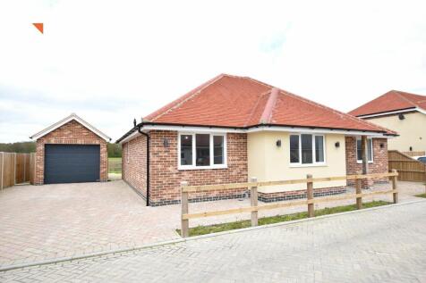 3 bedroom detached bungalow for sale