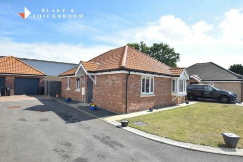 3 bedroom detached bungalow for sale