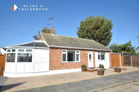 2 bedroom detached bungalow for sale