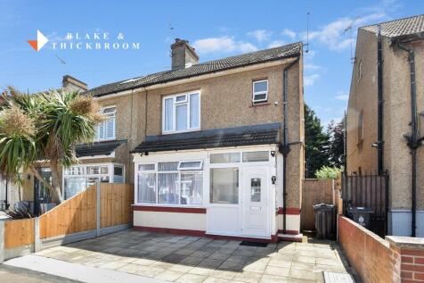 3 bedroom semi-detached house for sale