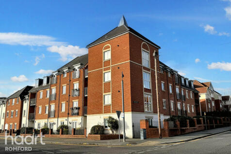 Rose Court, Romford, RM1 3AW 1 bed retirement property for sale