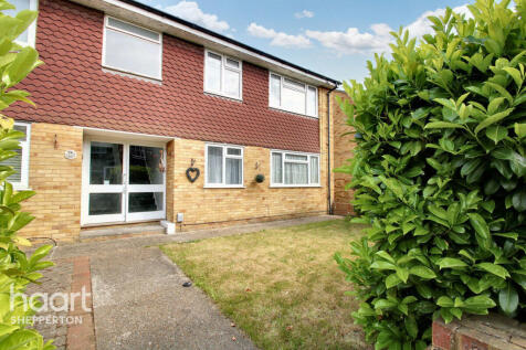 Watersplash Road, Shepperton 2 bed apartment for sale