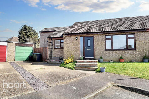 3 bedroom semi-detached bungalow for sale