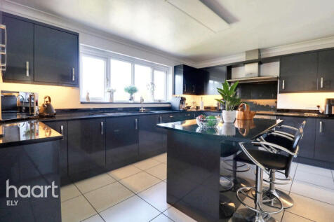 Ely Road, Prickwillow 5 bed detached house for sale