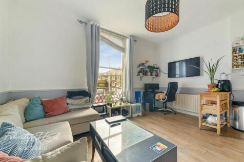 Shooters Hill Road, London 1 bed apartment for sale