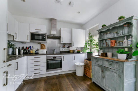 Dudley Court, Shooters Hill, London 1 bed apartment for sale