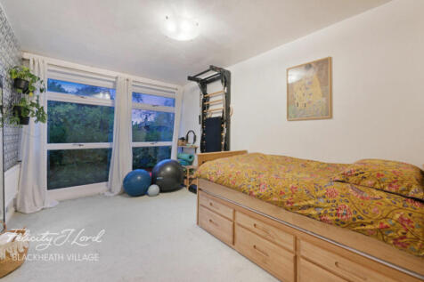 Sweyn Place, London 3 bed apartment for sale