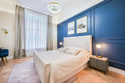 Gilbert Close, London, SE18 2 bed apartment for sale