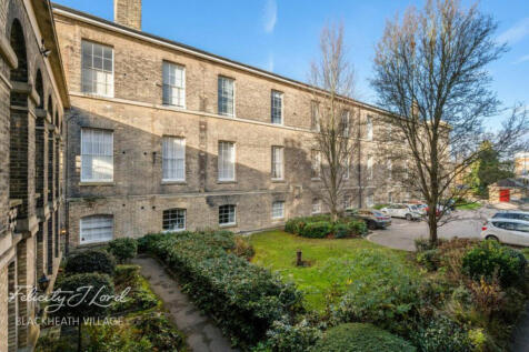 Gilbert Close, London, SE18 2 bed apartment for sale