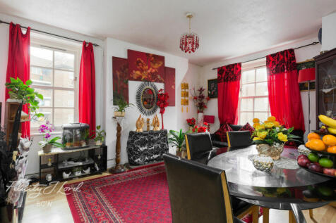 Devons Road, London 2 bed flat for sale
