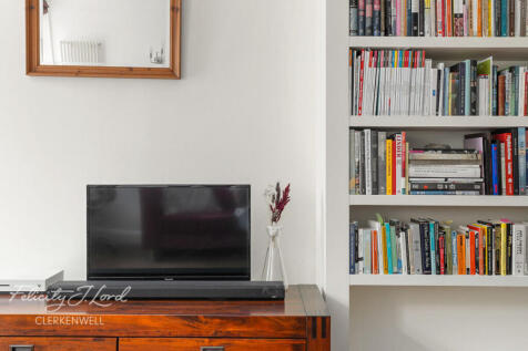 Goswell Road, London 2 bed apartment for sale