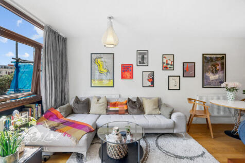 Golden Lane Estate, London EC1Y 1 bed flat for sale