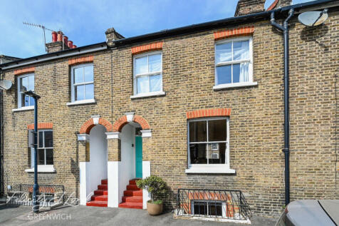 4 bedroom terraced house for sale