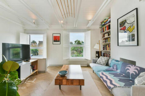 Glyn Road, Clapton, E5 2 bed flat for sale