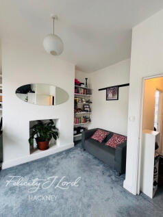Sandringham Road, Hackney, E8 1 bed flat for sale