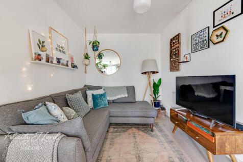 Collent Street, LONDON E9 1 bed flat for sale