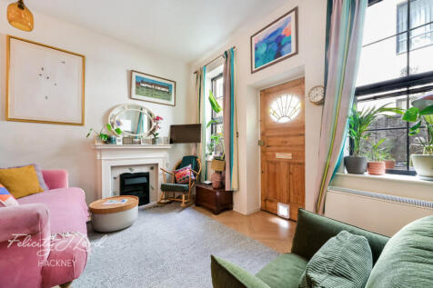 Shore Road, LONDON E9 2 bed flat for sale