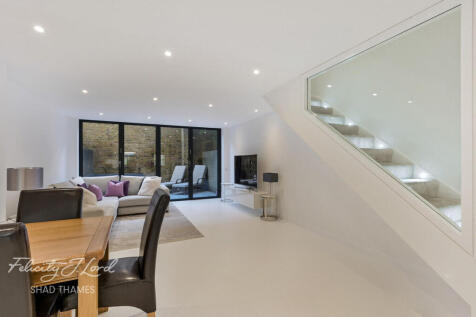 The Townhouse, Butlers & Colonial... 3 bed terraced house for sale