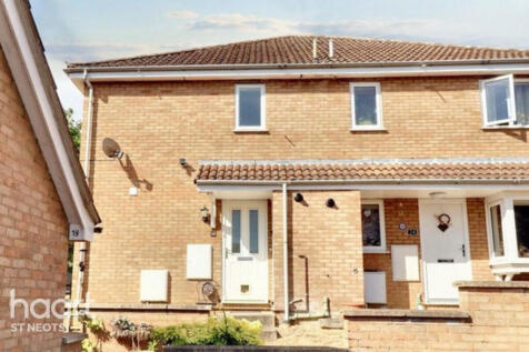 Beaver Close, St Neots 2 bed terraced house for sale