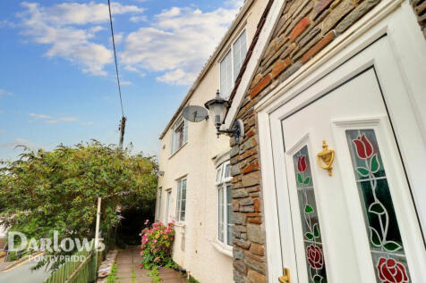 Pantygraigwen Road, Pontypridd 3 bed end of terrace house for sale