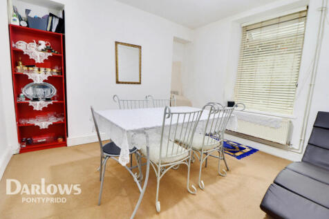 Tower Street, Pontypridd 3 bed terraced house for sale