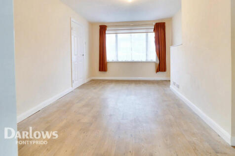 3 bedroom semi-detached bungalow for sale