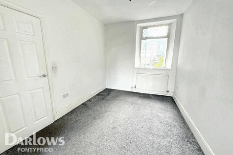Thurston Road, Pontypridd 4 bed terraced house for sale