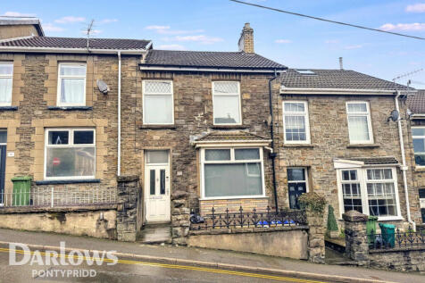 Ynysmeurig Road, Mountain Ash 3 bed terraced house for sale