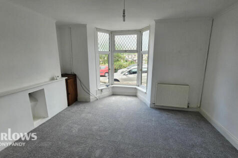 Charles Street, Porth CF39 3 bed terraced house for sale