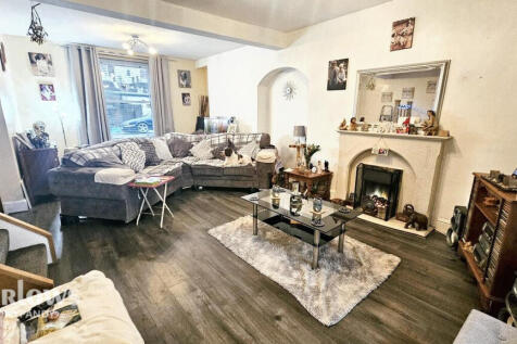 Miskin Road, Trealaw, CF40 2 3 bed terraced house for sale