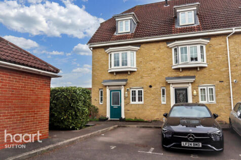 Malmesbury Road, Morden 3 bed end of terrace house for sale