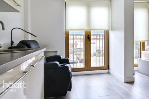 London Road, SUTTON Studio for sale