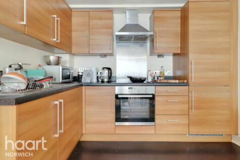 1 bedroom flat for sale