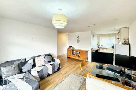 Woodlane Gardens, Nottingham 1 bed maisonette for sale