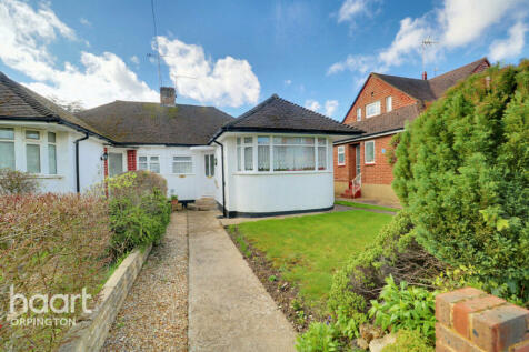 3 bedroom semi-detached bungalow for sale