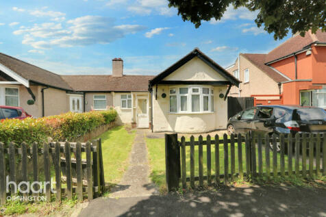 2 bedroom semi-detached bungalow for sale