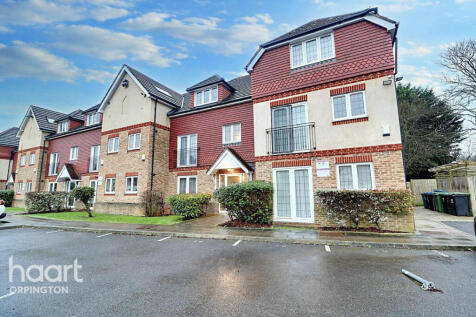 High Street, Orpington 2 bed apartment for sale