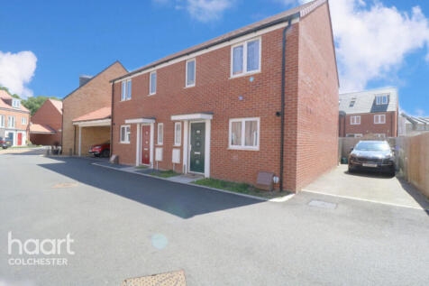 3 bedroom semi-detached house for sale