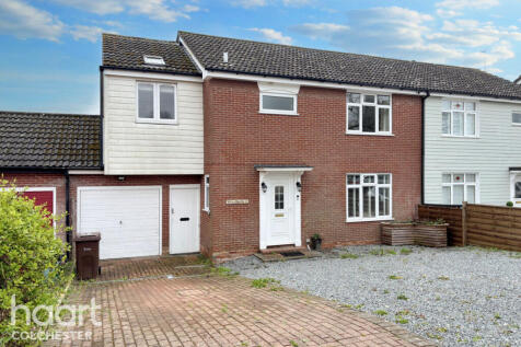 4 bedroom semi-detached house for sale