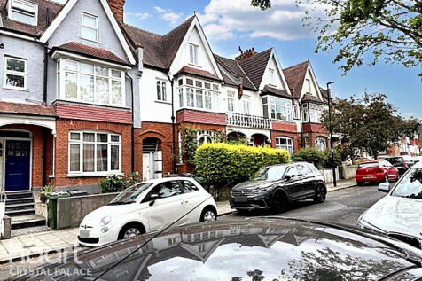Broxholm Road, London 3 bed maisonette for sale