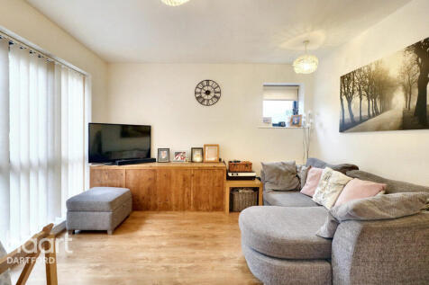 The Rise, Greenhithe 2 bed flat for sale