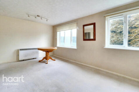 Churchill Close, Dartford 1 bed flat for sale