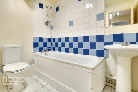 Churchill Close, Dartford 1 bed flat for sale