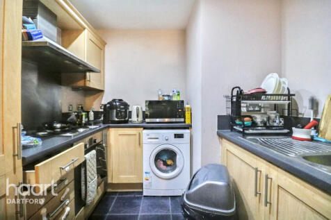 Portland Place, Greenhithe 1 bed flat for sale