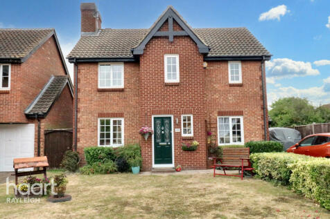 3 bedroom detached house for sale