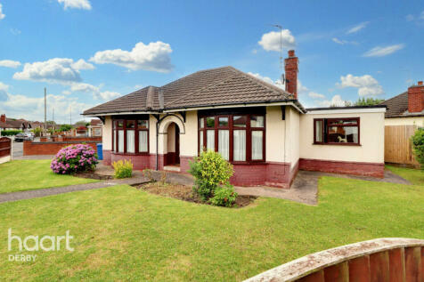 2 bedroom detached bungalow for sale