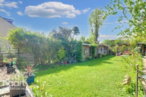 Springfield Road, Thornton Heath 3 bed semi