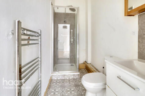 Prince Road, London 1 bed character property for sale
