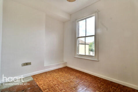 Prince Road, London 1 bed character property for sale