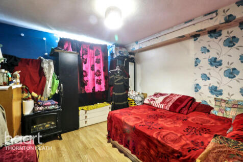 Pierrepoint Ross Road, Croydon 2 bed apartment for sale